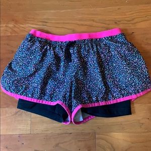 Cute and comfy nike shorts size small